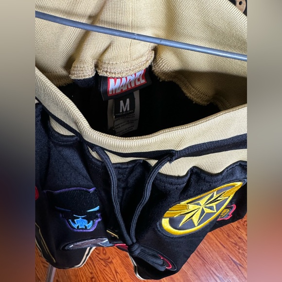 GORGEOUS MARVEL SHORTS!!! - Picture 3 of 7